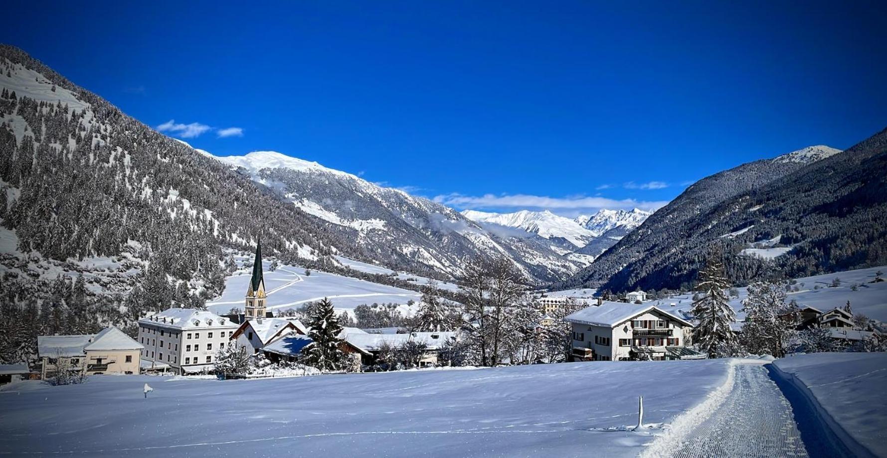 B&B Villa Stelvio Santa Maria Val Muestair ภายนอก รูปภาพ